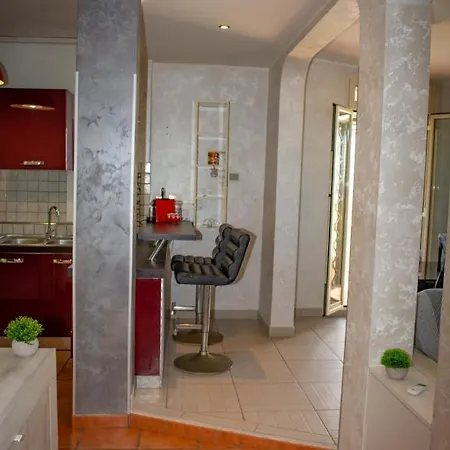 Itaca Appartement Ostie